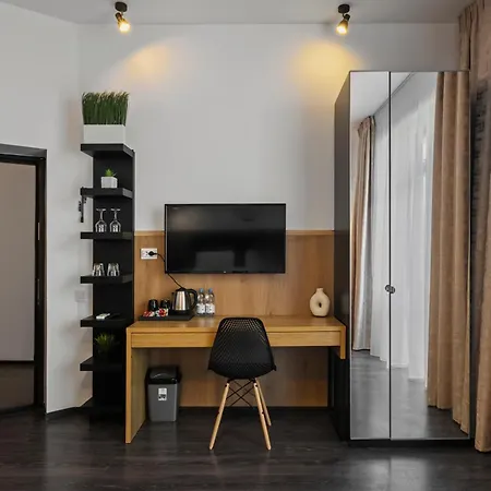 Roval Boutique - Historical Center 公寓式酒店 3*