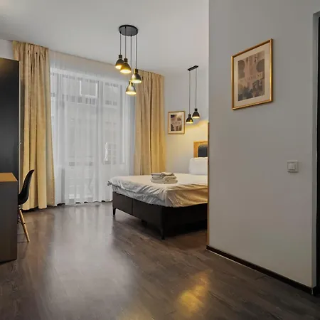 Roval Boutique - Historical Center 3*